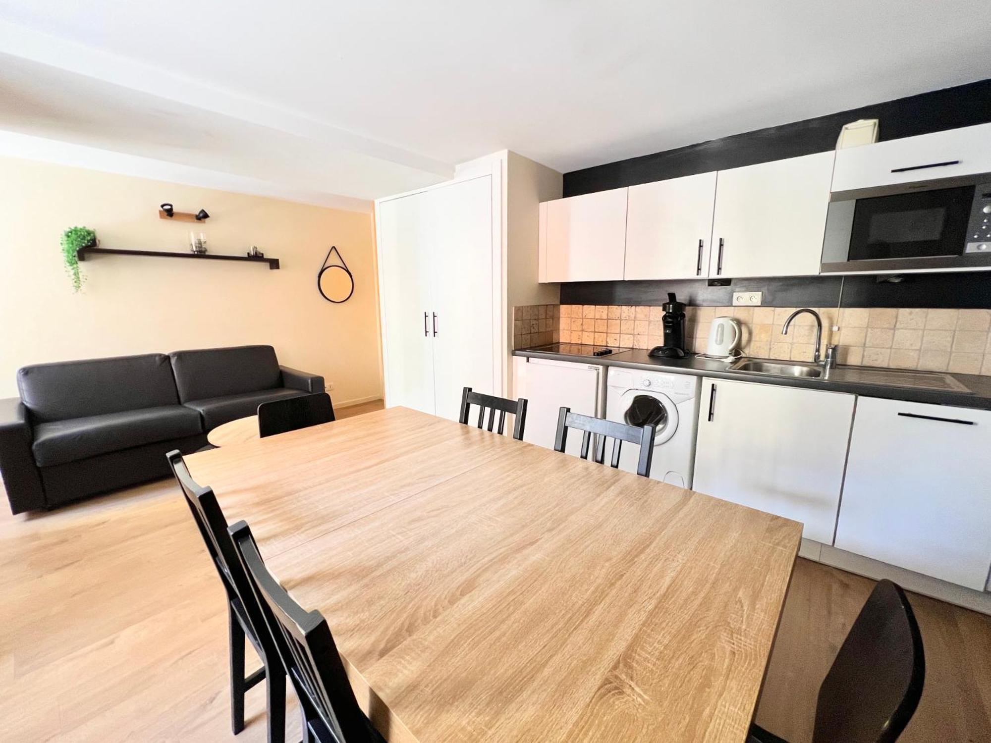 Appartement T3 Au Cœur Du Centre Historique De #2 *